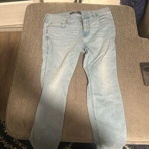 Blue hollister jeans. W 33 L 30